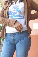 Hidden cam shows a hot Latina's Cameltoe